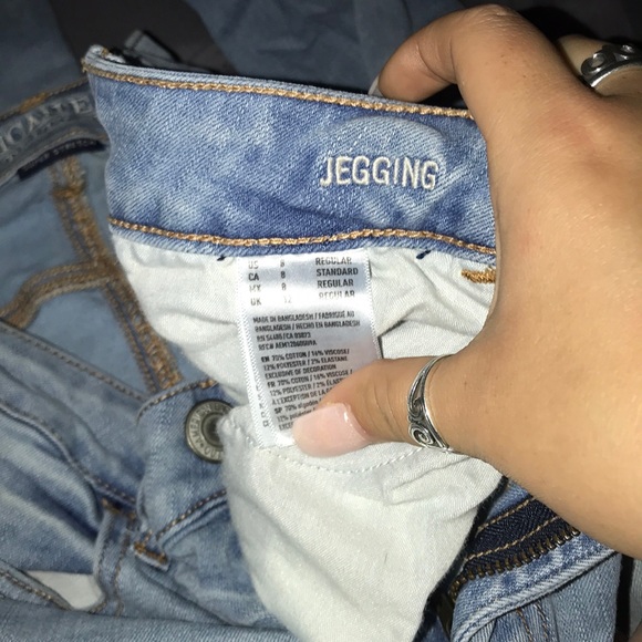 American Eagle Jeans - Picture 2 of 3